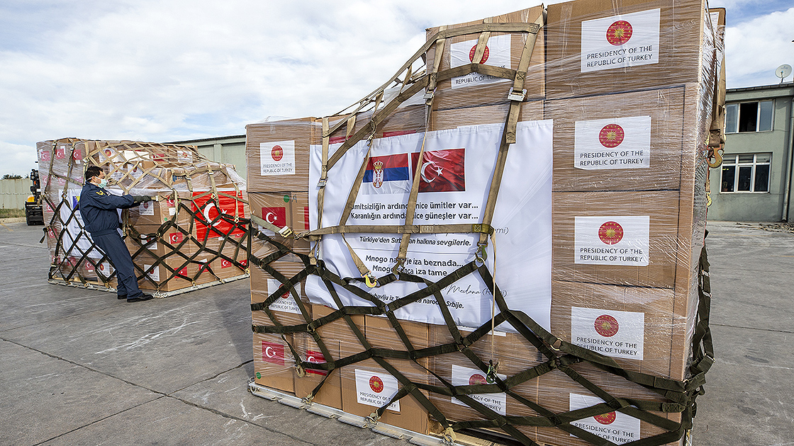 TÜRKİYE BALKAN ÜLKELERİNE TIBBİ YARDIM GÖNDERDİ