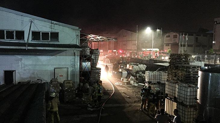 TUZLA’DA KOZMETİK FABRİKASINDA YANGIN
