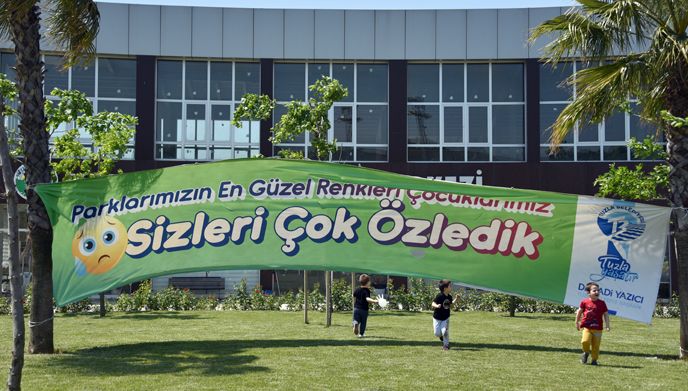PARKLARDA YENİDEN ÇOCUK NEŞESİ