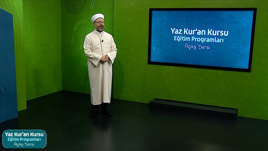 DİYANET’İN UZAKTAN EĞİTİMLE 6 HAFTA SÜRECEK ‘YAZ KUR’AN KURSLARI’ DİYANET TV’DE BAŞLADI