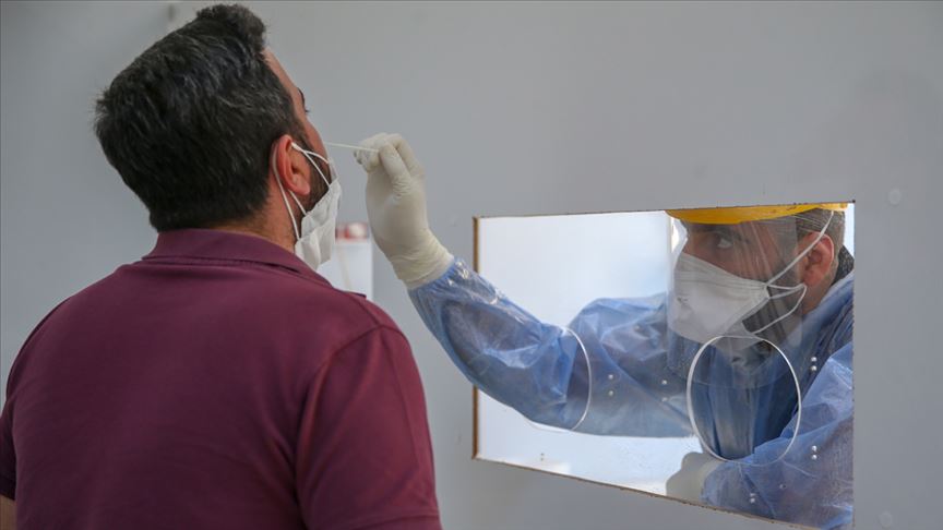 TÜRKİYE’DE SON 24 SAATTE 1771 KİŞİYE COVİD-19 TANISI KONULDU, 63 KİŞİ HAYATINI KAYBETTİ