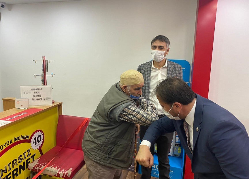 TUZLA MHP’DEN ŞİFA MAHALLESİNE ESNAF ZİYARETİ