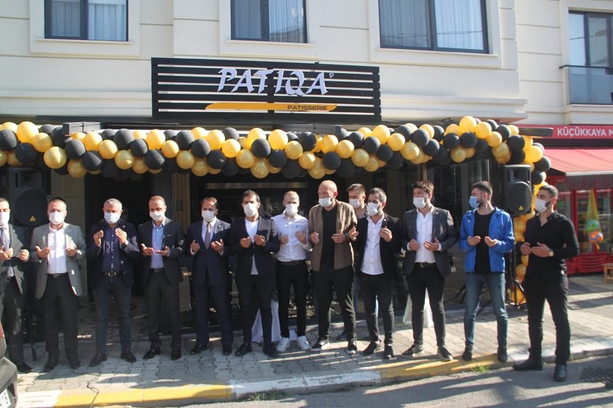 PATIQA PATISSERİE PİRİ REİS ÜNİVERSİTESİ HAZIRLIK KAMPÜSÜ KARŞISINDA MUHTEŞEM TÖRENLE AÇILDI