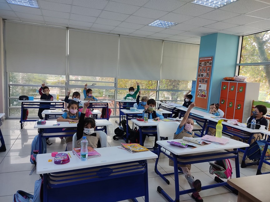 KA-LE ÖĞ-REN-Cİ-LE-Rİ O-KU-YOR