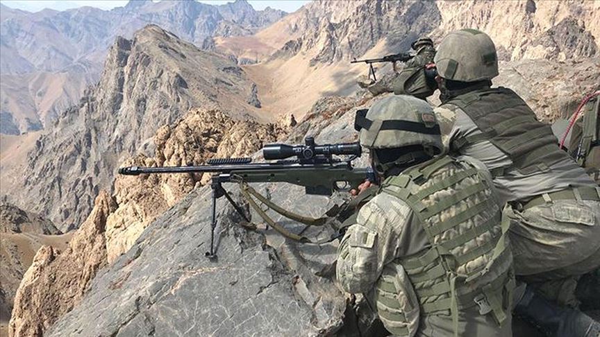 HAKKARİ ŞEMDİNLİ SINIR BÖLGESİNDE 5 PKK’LI TERÖRİST ETKİSİZ HALE GETİRİLDİ