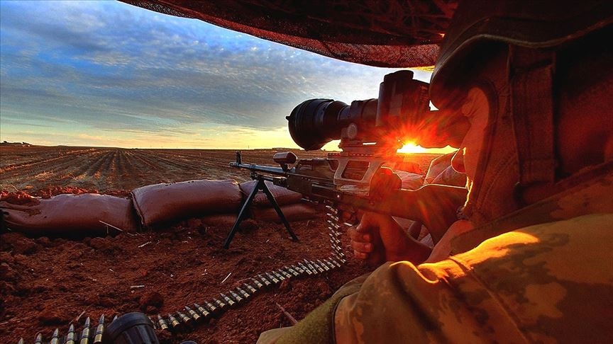 BARIŞ PINARI BÖLGESİNE SIZMAYA ÇALIŞAN 15 TERÖRİST ETKİSİZ HALE GETİRİLDİ