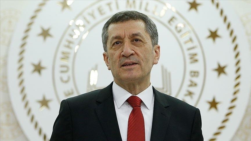 MİLLİ EĞİTİM BAKANI SELÇUK: SALGIN SONA ERECEK, OKULLARDA SOSYAL MESAFESİZ EĞİTİME DEVAM EDECEĞİZ