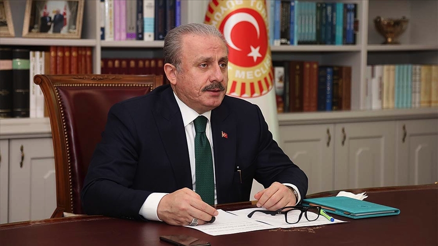 TBMM BAŞKANI ŞENTOP: GENÇLERİMİZİN, YAŞADIĞIMIZ ÇAĞIN SORUNLARINDAN SORUMLU TUTULMASINI DOĞRU BULMUYORUM