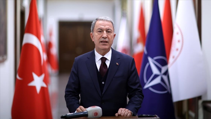 BAKAN AKAR: NATO TOPLANTISINDA TERÖRLE MÜCADELEDE BİRLİK İÇİNDE HAREKET ETMENİN ÖNEMİNİN ALTINI ÇİZDİK