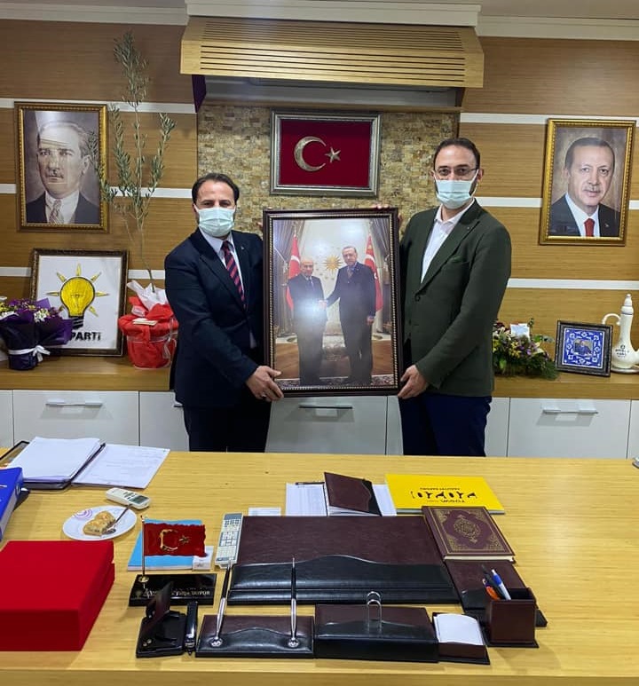 TUZLA’DA MHP’DEN AK PARTİ’YE HAYIRLI OLSUN ZİYARETİ