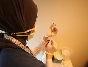 COVİD-19’LA MÜCADELE KAPSAMINDA UYGULANAN AŞI MİKTARI 28 MİLYON 233 BİN 774 DOZ OLDU