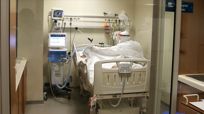 TÜRKİYE’DE SON 24 SAATTE 28 BİN 997 KİŞİNİN COVİD-19 TESTİ POZİTİF ÇIKTI