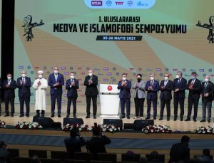 CUMHURBAŞKANI ERDOĞAN: DÜNYANIN PEK ÇOK YERİNDE İSLAM DÜŞMANLIĞI HASTALIĞI TIPKI KANSER HÜCRESİ GİBİ HIZLA YAYILIYOR