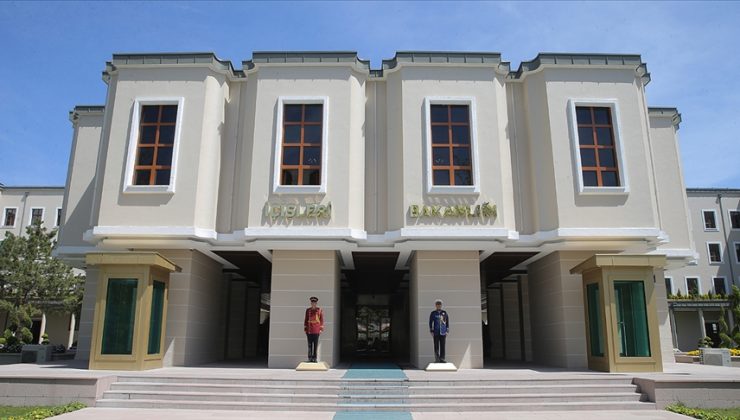 COVİD-19’LA MÜCADELEDE KADEMELİ NORMALLEŞMENİN 3’ÜNCÜ ETABINA İLİŞKİN GENELGE YAYIMLANDI