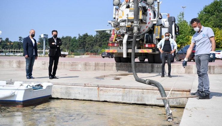 TUZLA’DA MÜSİLAJ TEMİZLEME ÇALIŞMALARI DEVAM EDİYOR