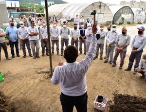 TUZLA’DA MESLEKİ YETERLİLİK KURSLARININ BİRİNCİ ETAP BELGELENDİRMELERİ TAMAMLANDI