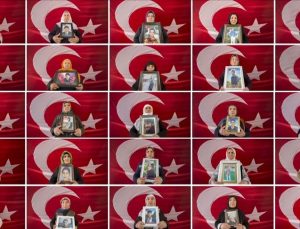 DİYARBAKIR ANNELERİ ÇOCUKLARINI TERÖRÜN PENÇESİNDEN KURTARMAKTA KARARLI