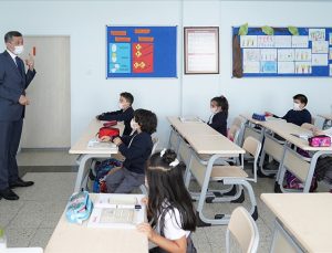 MİLLİ EĞİTİM BAKAN SELÇUK: TEREDDÜTSÜZ EYLÜLDE OKULA BAŞLAMAKLA İLGİLİ BİR SÜRECİ YÖNETİYORUZ