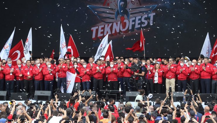 TEKNOFEST BAŞKANI BAYRAKTAR: TEKNOFEST YILMADAN AZİMLE ÇALIŞAN MİLLETİMİZİN ASİL RUHUDUR