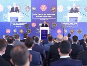 İÇİŞLERİ BAKANI SOYLU: YURT BAHANESİYLE 24 İLDEKİ EYLEMLERE 2243 KİŞİ KATILDI, BUNLARDAN 310’U ÖĞRENCİ