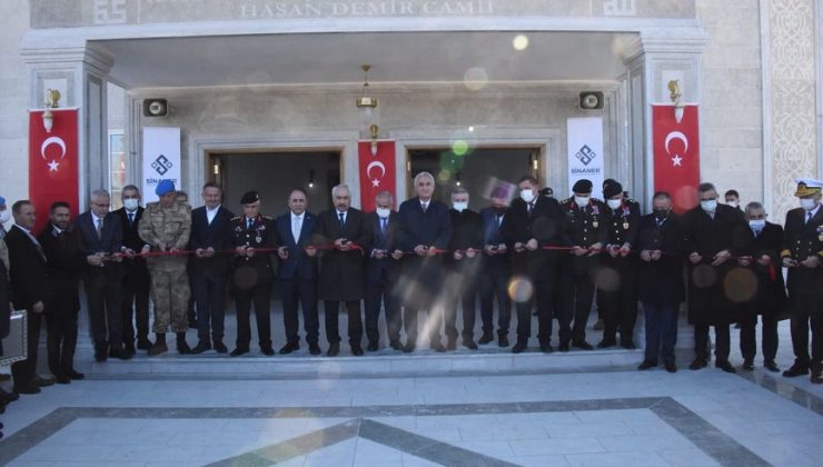 HASAN DEMİR CAMİİ CUMA NAMAZIYLA İBADETE AÇILDI