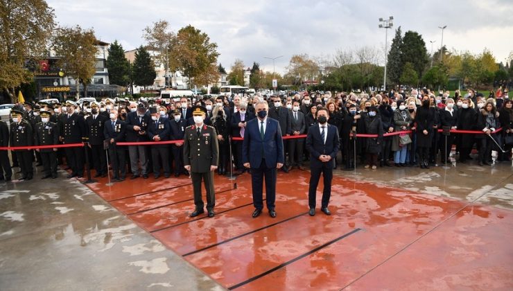 TUZLA’DA 10 KASIM ATATÜRK’Ü ANMA GÜNÜ DOLAYISIYLA ÇELENK SUNMA TÖRENİ DÜZENLENDİ
