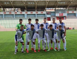 ÖNCE DOSTLUK SONRA GALİBİYET