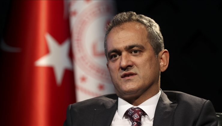 MİLLİ EĞİTİM BAKANI MAHMUT ÖZER: SİSTEM KENDİ KENDİNİ KAPATANA KADAR OKULLAR AÇIK OLACAK