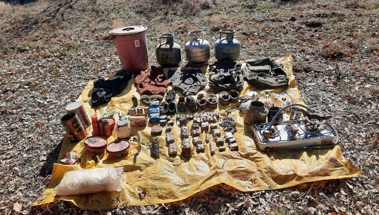 TERÖRİSTLERİN KULLANDIĞI 8 SIĞINAK VE MAĞARA İMHA EDİLDİ