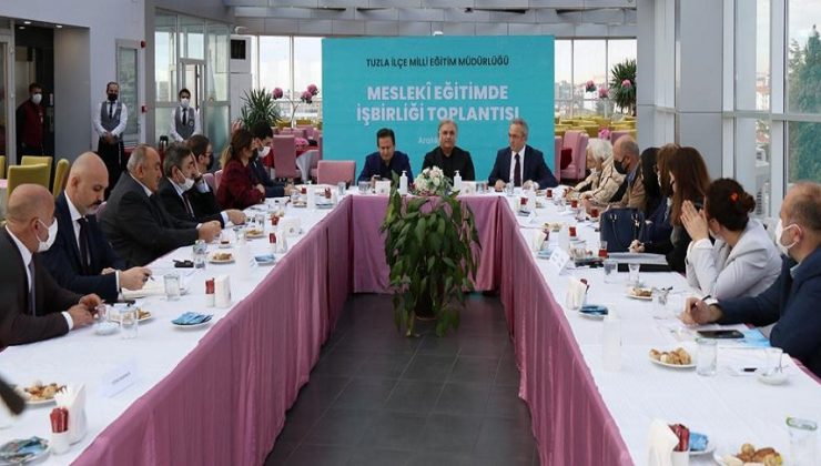 TUZLA’DA MESLEKİ EĞİTİMDE İŞ BİRLİĞİ TOPLANTISI GERÇEKLEŞTİRİLDİ