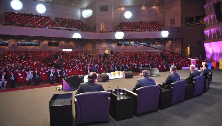 TUZLA BELEDİYE BAŞKANI DR. ŞADİ YAZICI, ”TUZLA’DA DİJİTAL OKURYAZARLIĞI ARTIRIYORUZ”