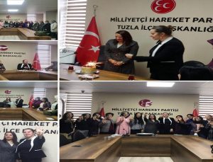 AK SULTANLAR’DAN ASENALARIN BAŞKANINA DOĞUM GÜNÜ SÜRPRİZİ