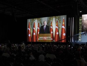 CUMHURBAŞKANI ERDOĞAN: MÜSLÜMANLARIN DİRLİĞE KAVUŞMASI ANCAK KENDİ ARALARINDA BERABER OLMALARI İLE MÜMKÜNDÜR