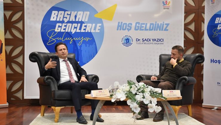 BAŞKAN YAZICI GENÇLERLE, BLOCKCHAİN VE METAVERSE KONUŞTU