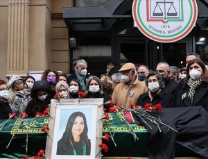 ESKİ NİŞANLISI TARAFINDAN ÖLDÜRÜLEN AVUKAT DİLARA YILDIZ, SON YOLCULUĞUNA UĞURLANIYOR