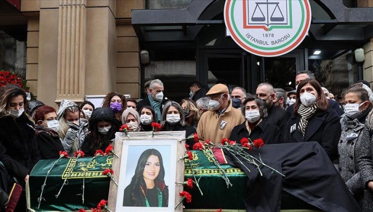 ESKİ NİŞANLISI TARAFINDAN ÖLDÜRÜLEN AVUKAT DİLARA YILDIZ, SON YOLCULUĞUNA UĞURLANIYOR