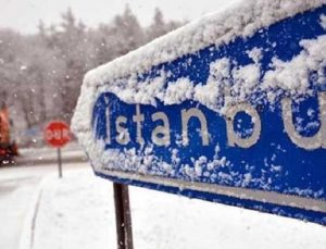 İSTANBUL’A KAR GERİ GELİYOR! METEOROLOJİ SAAT VERİP UYARDI