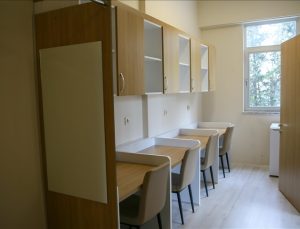 BAKAN KASAPOĞLU, YURTLARDAKİ İNTERNET KOTASININ İKİ KATINA ÇIKTIĞINI DUYURDU