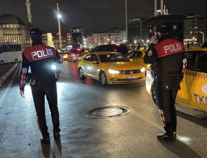 İSTANBUL’DA ASAYİŞ UYGULAMASINDA ARANAN 515 ŞÜPHELİ YAKALANDI
