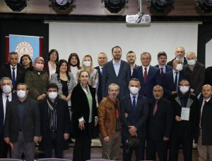 TUZLANIN YÖNETİCİLERİ OKUYOR