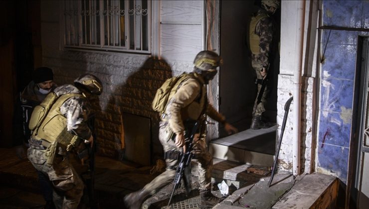 İSTANBUL’DA EŞ ZAMANLI UYUŞTURUCU OPERASYONU DÜZENLENDİ