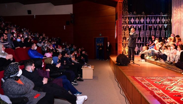 DURSUN ALİ ERZİNCANLI SEVENLERİ İLE TUZLA’DA BULUŞTU