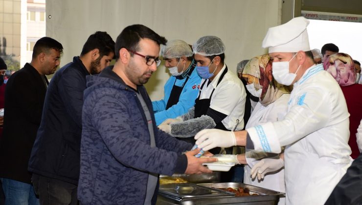 TUZLA’DA İFTAR ÇADIRI GELENEĞİ DEVAM EDİYOR