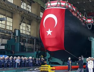 YENİ TİP DENİZALTI PROJESİYLE 2027’YE KADAR 6 DENİZALTI HİZMETE ALINACAK