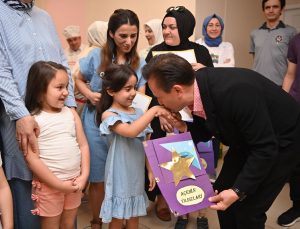 AÇEM’Lİ ANNE VE ÇOCUKLARI KARNE HEYECANI YAŞADI