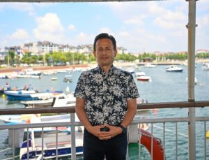 TUZLA BELEDİYE BAŞKANI DR. ŞADİ YAZICI; “KURBAN BAYRAMI’NDA YERYÜZÜ BİR İYİLİK SOFRASIDIR”