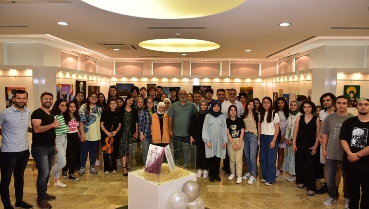 GENÇLİK GEMİSİ’NDEKİ SANAT KURSLARININ YILSONU SERGİSİ AÇILDI