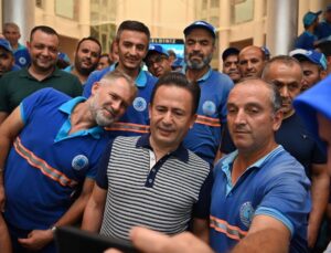 TUZLA BELEDİYESİ ÇALIŞANLARINDAN BAŞKAN YAZICI’YA YÜZDE 80 ZAM TEŞEKKÜRÜ