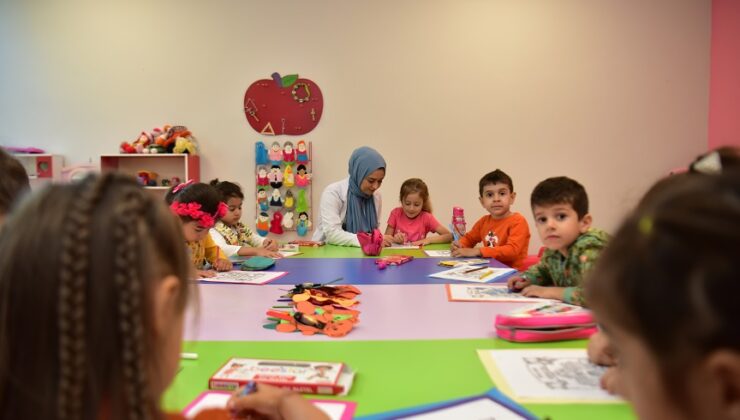 TUZLA BELEDİYESİ ANNE ÇOCUK EĞİTİM MERKEZİ’NDE İLK DERS ZİLİ ÇALDI