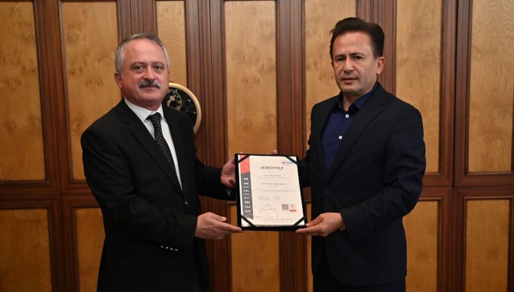 TUZLA BELEDİYESİ’NİN ÇEVRE POLİTİKALARINA ISO 14001 BELGESİ